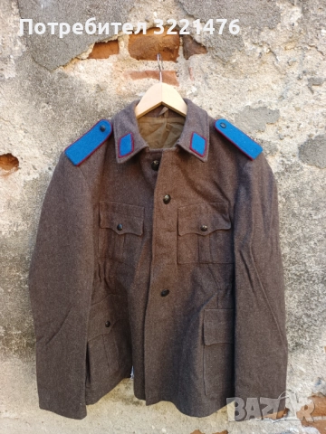 Стари военни куртки и пагони , снимка 5 - Антикварни и старинни предмети - 48295362