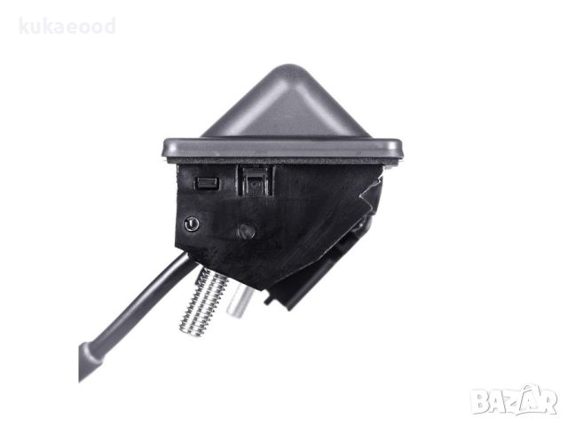Дръжка за багажник с камера за задно виждане на Audi A4 B8, снимка 2 - Части - 45357354