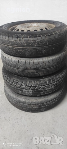 Зимни гуми 155/70R13 с джанти, снимка 2 - Гуми и джанти - 52410353