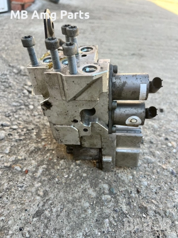 МЕРЦЕДЕС  Ml gle gls w166 amg 63 блок клапани окачване A 1663201158