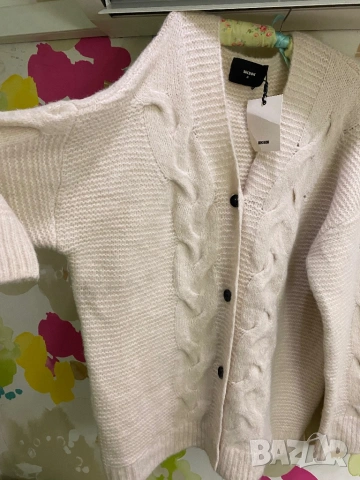 Предлагам нова дебела жилетка с етикет Bik Bok,ч, снимка 2 - Жилетки - 53843065