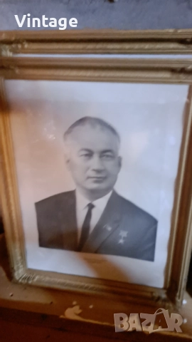 Портрети на Тодор Живков, Леонид Брежнев и други партийни функционери, снимка 2 - Картини - 52379110