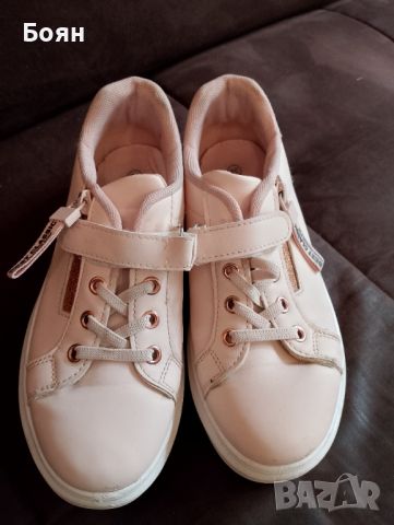Обувки за Момиче 34, снимка 1 - Детски маратонки - 45380438