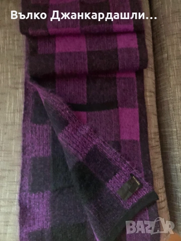 Голям (oversize) шал Escada ( мохер и вълна), снимка 12 - Шалове - 53768661