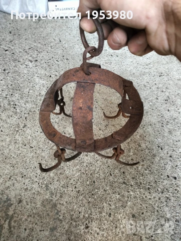 Стар уред за вадене на кофи от кладенец, снимка 1