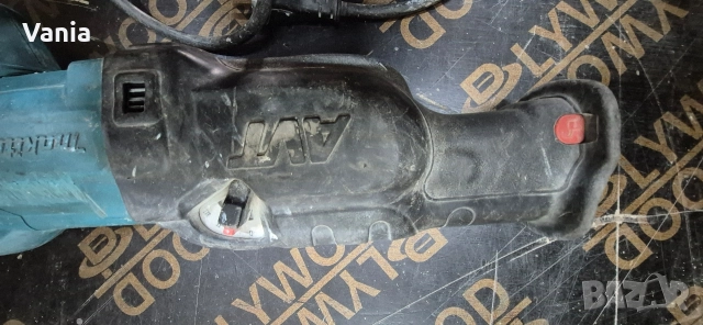 Саблен трион Makita , снимка 6 - Други инструменти - 52801688