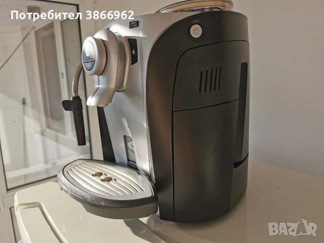 Кафемашина Saeco Odea Giro, снимка 2 - Кафемашини - 54138098