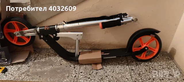 Нова тротинетка Hudora Big Wheel