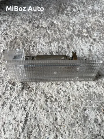 Плафон Фолксваген Голф 5 VW Golf