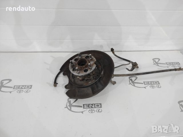 Задна дясна главина за Toyota Rav4 2000-2006 1CD , снимка 1 - Части - 45097190