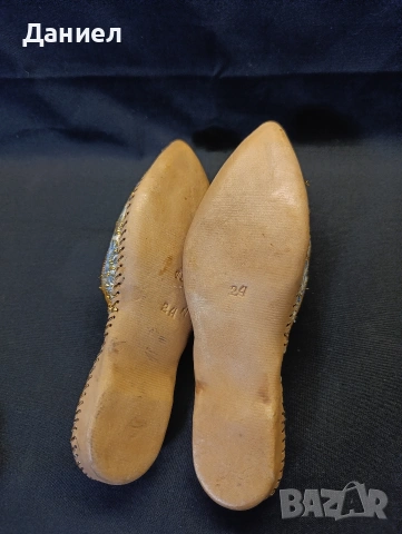 Азербайджански чехли , снимка 6 - Антикварни и старинни предмети - 53484952