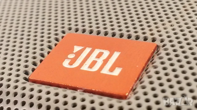 Преносима колонка JBL Clip+ - 3.5 mm jack и Bluetooth, снимка 7 - Слушалки и портативни колонки - 53529617