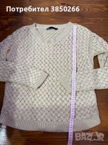 Пуловер Размер М, снимка 1 - Блузи с дълъг ръкав и пуловери - 46432008