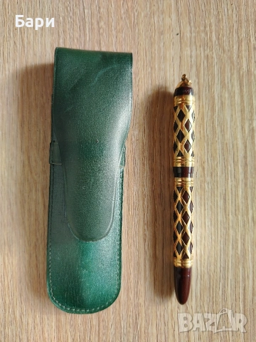 Малка красива писалка UNIC Depose от Франция , снимка 3 - Колекции - 53896243