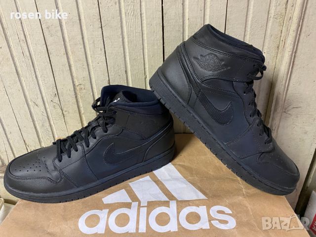 ''Jordan 1 Retro Mid Black''оригинални маратонки 44 номер, снимка 1 - Маратонки - 45903685