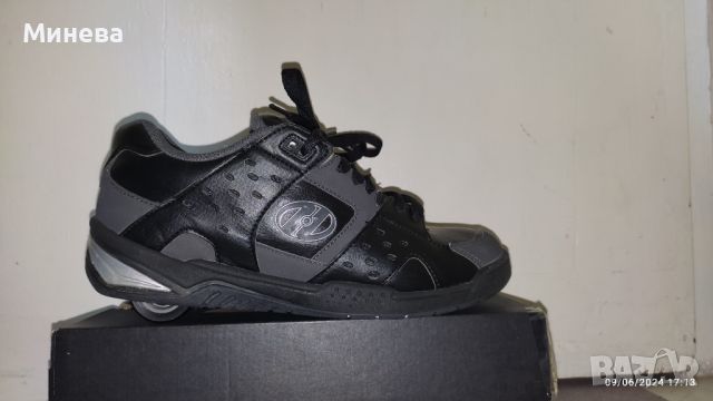 Обувки маратонки с колелца HEELYS , снимка 3 - Маратонки - 46127974