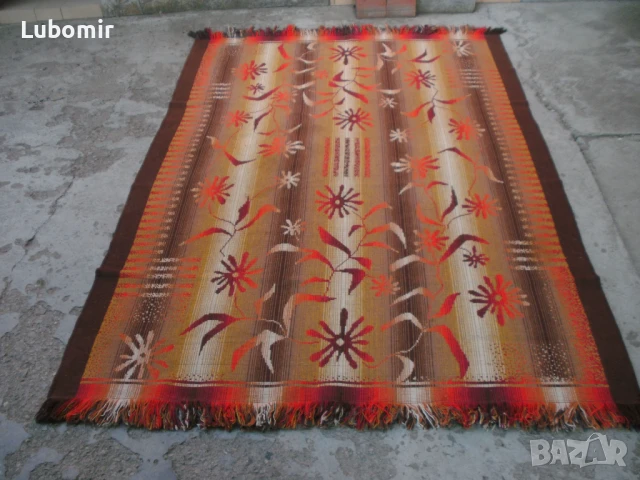 Килим автентичен от миналия век !, снимка 2 - Килими - 50688807