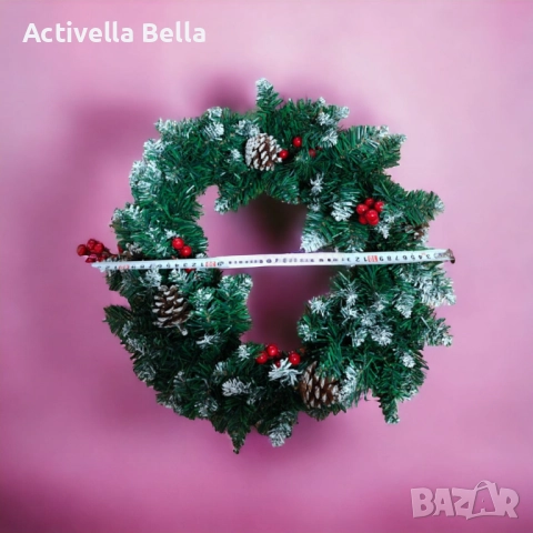 Коледен венец с шишарки и червени плодчета - 40 см, снимка 3 - Декорация за дома - 52561858