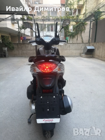 Honda Sh125i 2020г. Start-stop sistem, ABS, кара се с А1 категория , снимка 7 - Мотоциклети и мототехника - 51583227