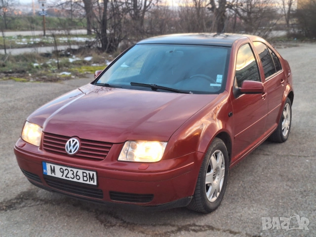 Volkswagen Bora 2.3, снимка 3 - Автомобили и джипове - 53026734