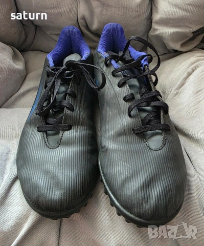 футболни Adidas номер 44, снимка 2 - Спортни обувки - 53538244