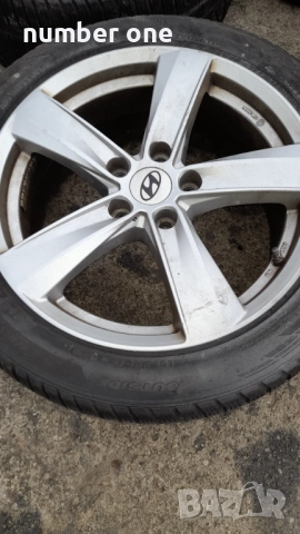 Джанти 17 цола хюндай, снимка 5 - Гуми и джанти - 52339596