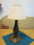 Дизайнерска настолна лампа със стойка от стругован орех , снимка 2