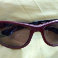 Червени слънчеви очила , снимка 1 - Слънчеви и диоптрични очила - 45160609