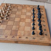 Стар дървен шах с табла, снимка 3 - Антикварни и старинни предмети - 45655593