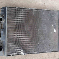 Воден радиатор за Рено Клио , снимка 1 - Аксесоари и консумативи - 44960562