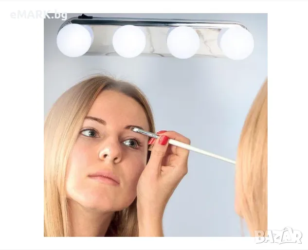 Лед лампа за огледало Vanity която свети в сребърен цвят - работи с батерии тип 4 АА, снимка 1