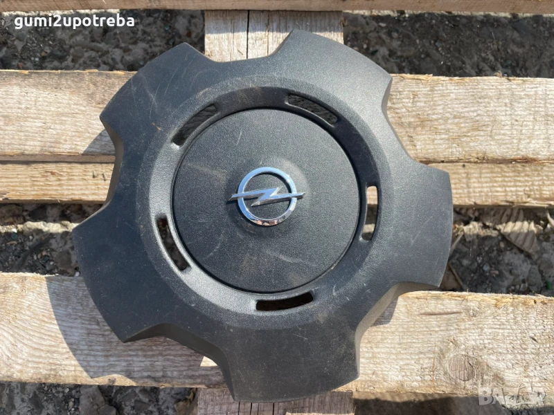 Тас Капачка OPEL Vivaro Оригинал, снимка 1