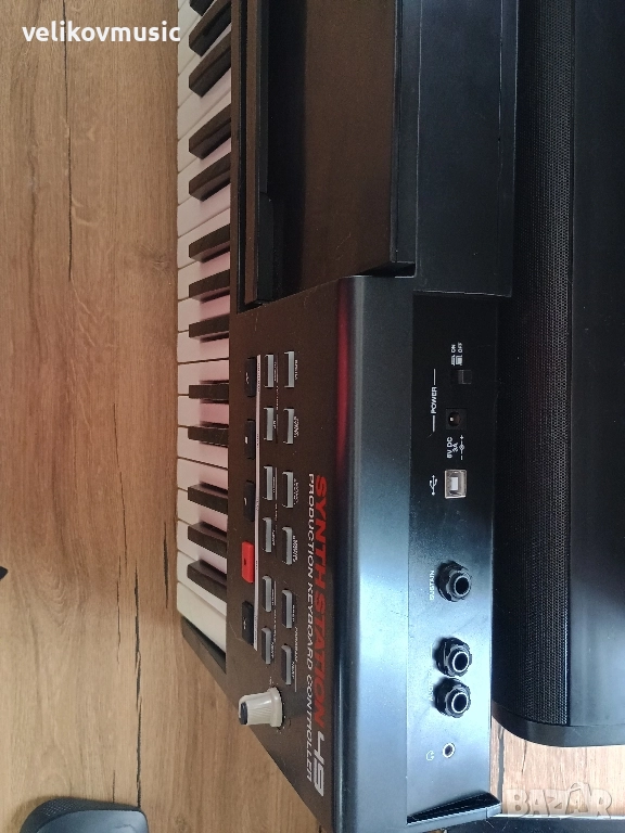 миди клавиатура Akai synthstation 49, снимка 1
