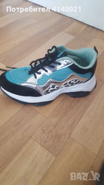 Маратонки  Тенденз , снимка 1