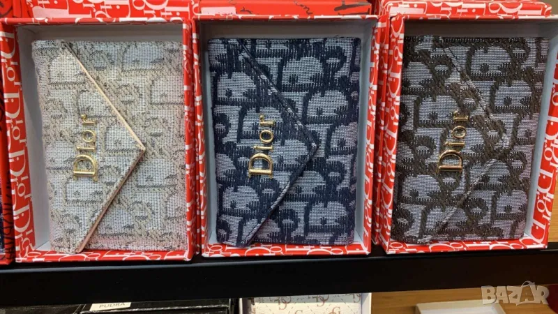 портмонета christian dior , снимка 1