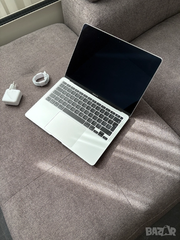 Apple Macbook Air 2020 M1 Перфектен, снимка 1