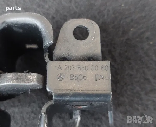 Ключалка Мерцедес C класа W203 N:127 - A2038800060, снимка 4 - Части - 49935519