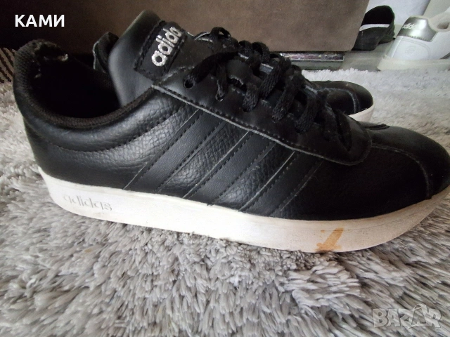 ADIDAS оригинални кожени кецове 36.5, снимка 2 - Кецове - 54199235