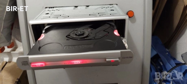 Sony Cdx-mp80, снимка 5 - Ресийвъри, усилватели, смесителни пултове - 52203930