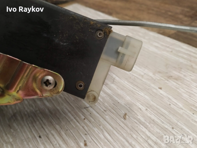 Брава ,предна лява врата SAAB 9-3 , MK 1 , 805328 , снимка 7 - Части - 52164547