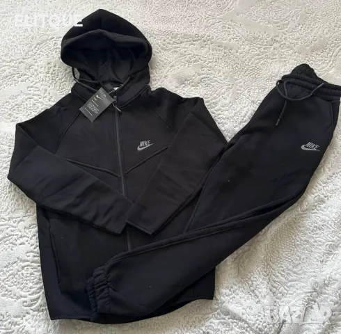 Висококачествени дамски екипи Nike , снимка 2 - Спортни екипи - 47703151