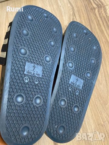 Оригинални синьо/бели чехли adidas Adilette ! 38 н, снимка 8 - Чехли - 46286689