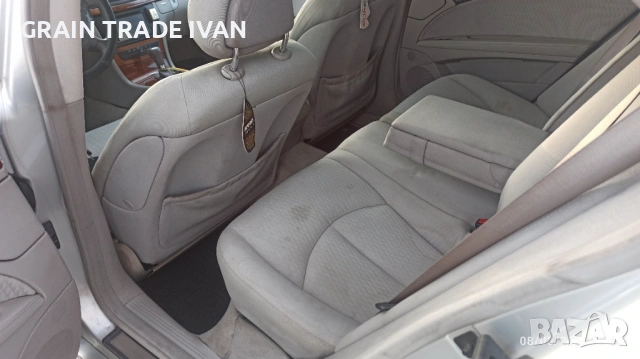 Mercedes-Benz E220 CDI, снимка 13 - Автомобили и джипове - 53759662