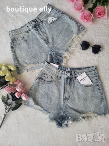 дънкови къси панталони с камъчета