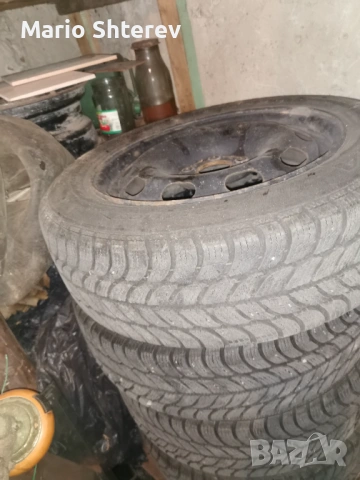 Продавам джанти 15 цола , свалени от Сеат ибиза 2009г с пет болта. Стават за всички автомобили w v. , снимка 2 - Гуми и джанти - 53430628