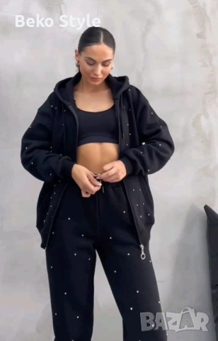 НАМАЛЕНА ЦЕНА ВИДЕО НА МОДЕЛА Ватирани дамски екипи с камъчета, снимка 2 - Спортни екипи - 52315682