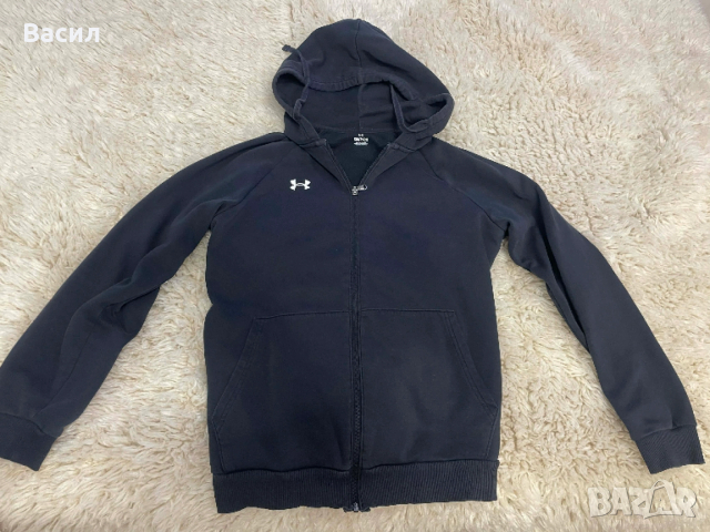 Оригинален спортен екип Under Armour размер S , черен, снимка 3 - Спортни дрехи, екипи - 53155502