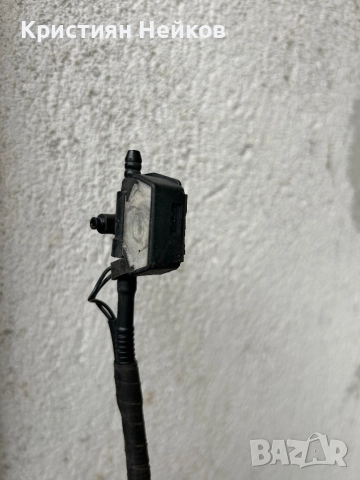 BMW X1 F48 - пръскалки и пластмаса на чистачките, снимка 4 - Части - 52565565