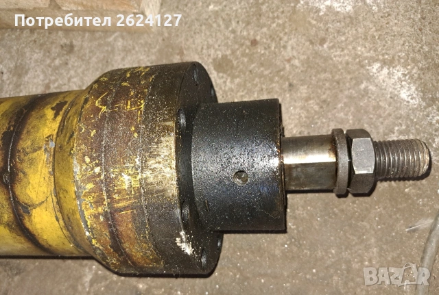 продавам тази хидравлика, снимка 11 - Резервни части за машини - 53658422