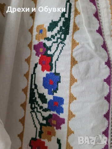 Нова ръчно бродирана блуза тип шевици , снимка 4 - Блузи с дълъг ръкав и пуловери - 54095832